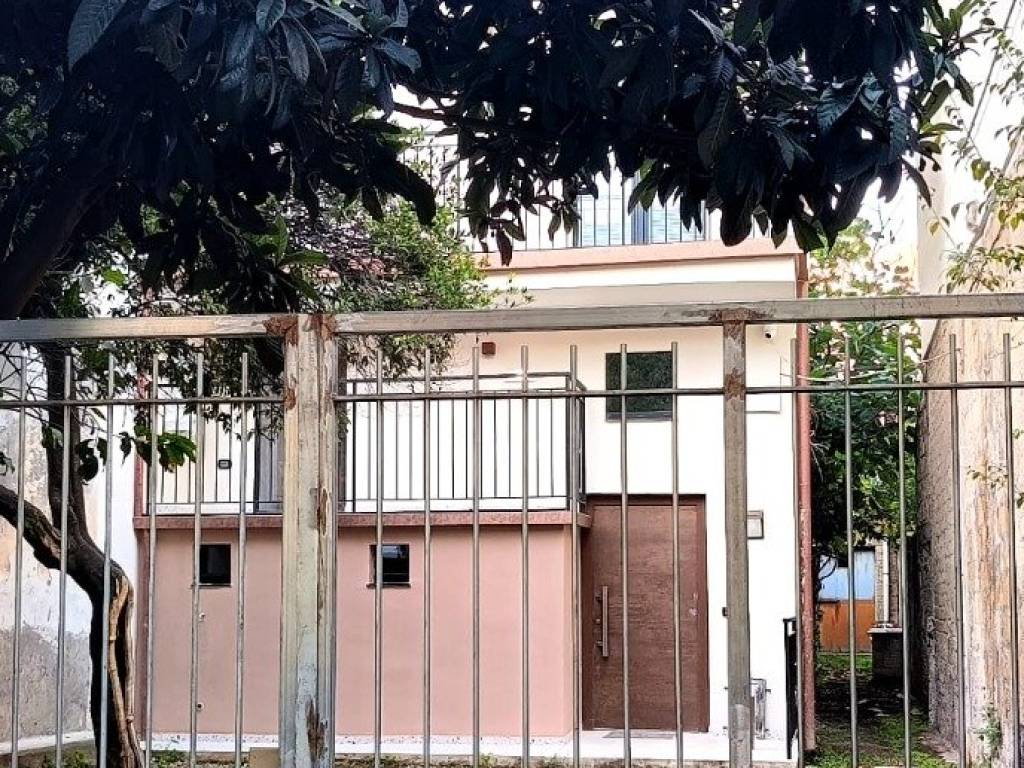 Casa indipendente a Nocera inferiore in Via Tito Lucrezio Caro - Foto 4