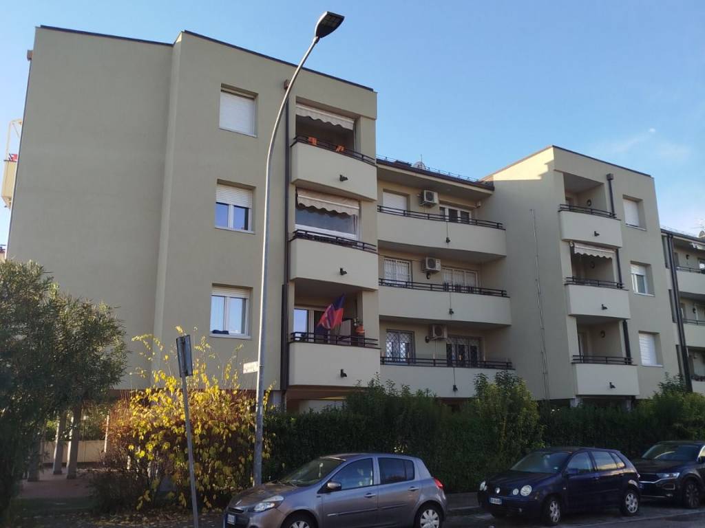 Appartamento a Bologna in Via Adolfo De Carolis, 47 - Foto 2