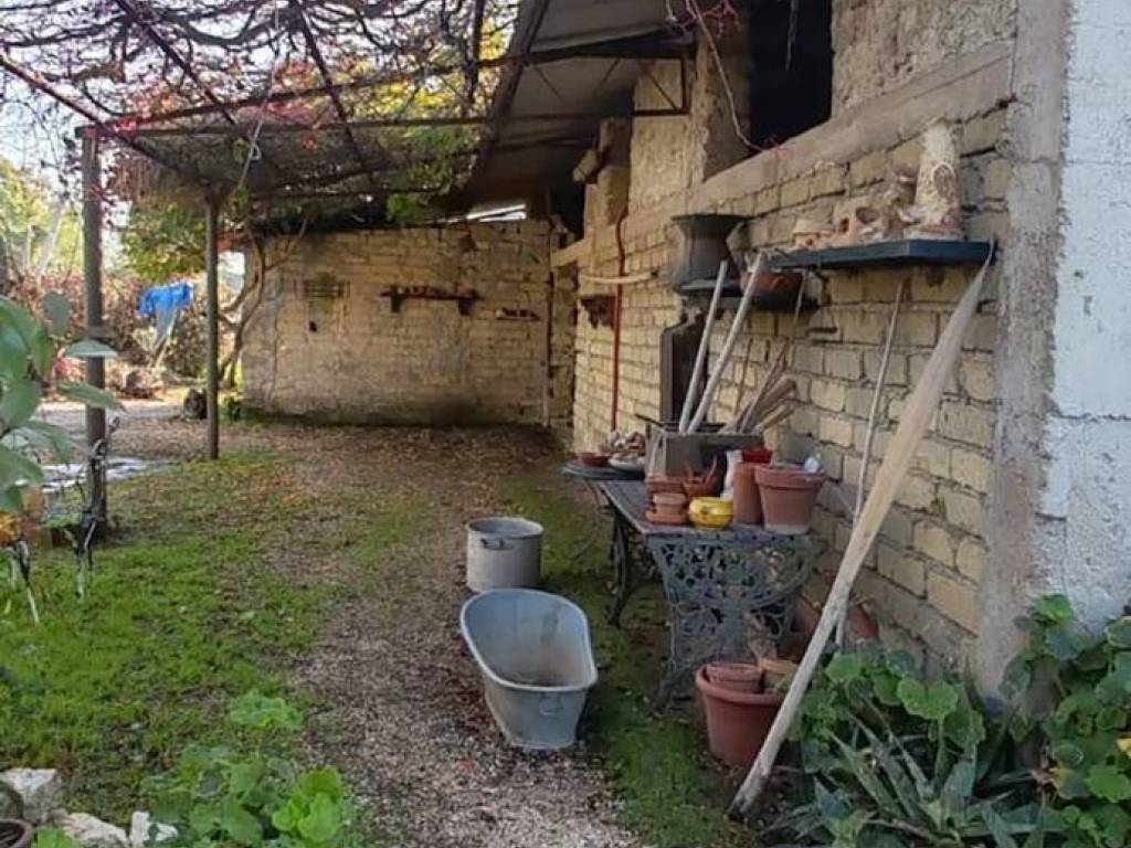 Box / garage a Latina in Strada Nascosa, 2530 - Foto 2