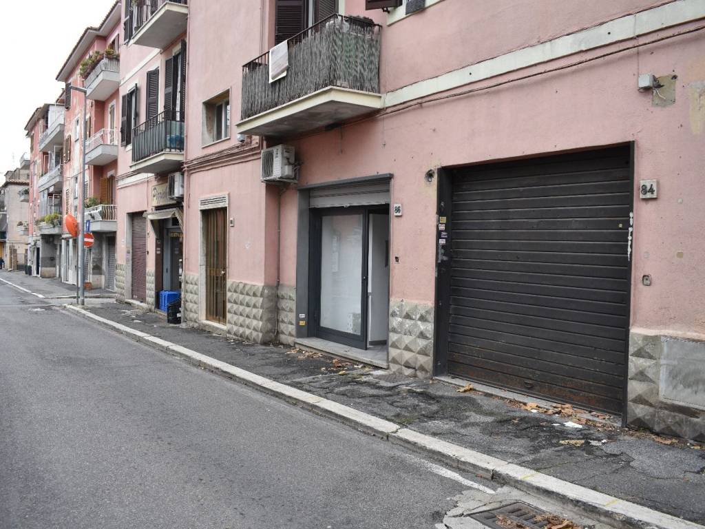 Immobile a Genzano di roma in Via Alcide De Gasperi, 86 - Foto 2