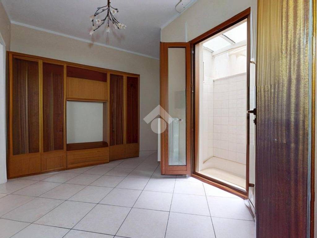 Appartamento a Francavilla fontana in Via Pia di Castri - Foto 4
