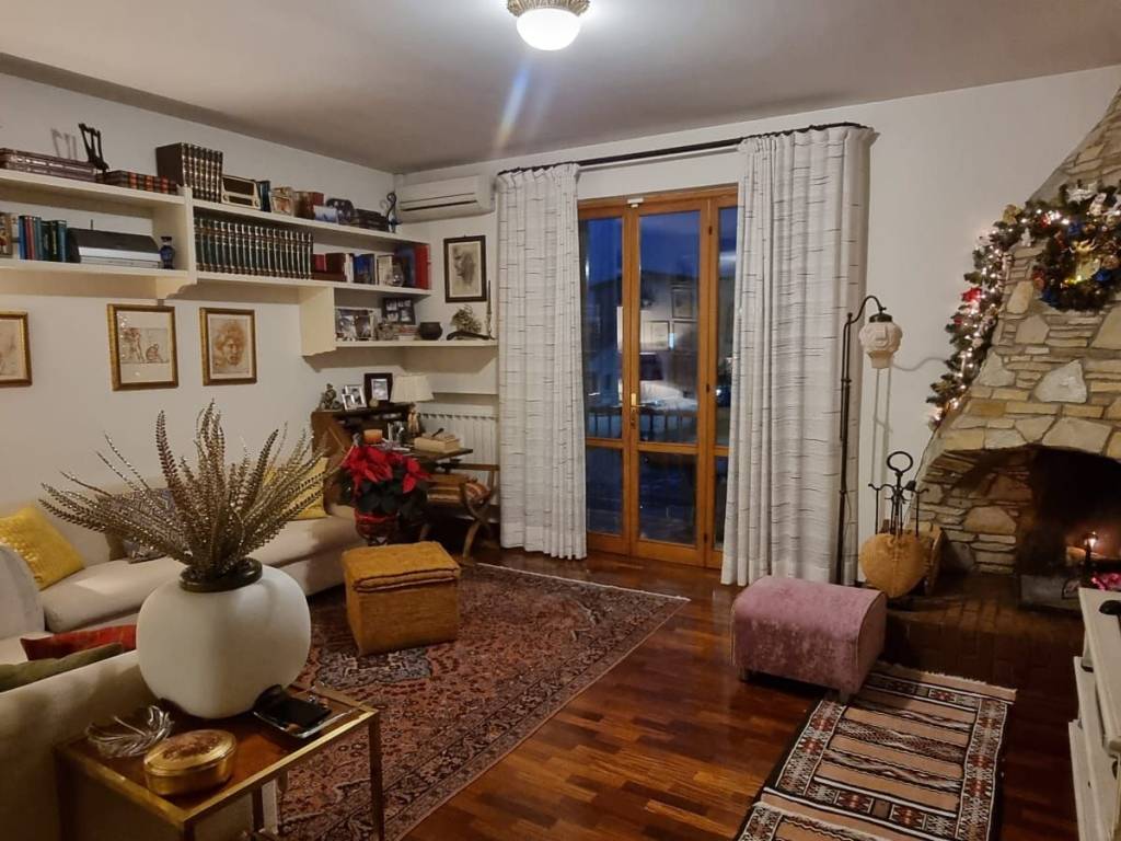 Appartamento a Pieve a nievole in Via Giosuè Carducci - Foto 2