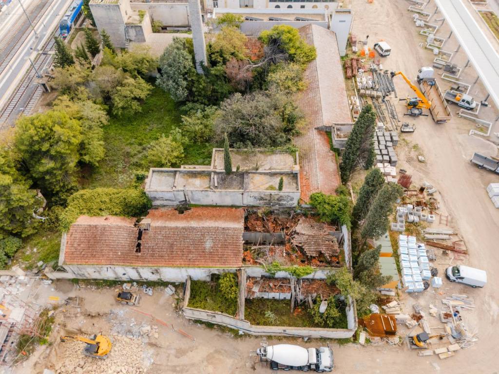 Palazzo / stabile a Lecce in Via Del Ninfeo - Foto 4