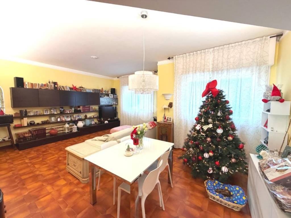 Appartamento a Serra riccò in Via Privata Bandin, 3 - Foto 2