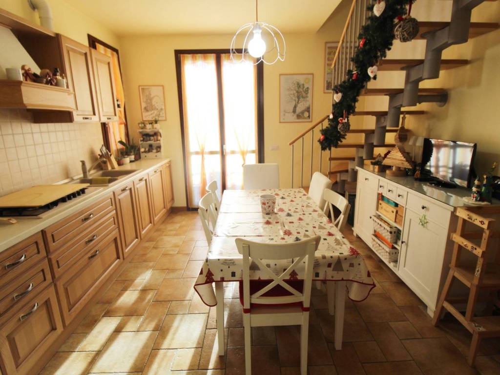 Appartamento a Marnate in Via Roma, 11 - Foto 2