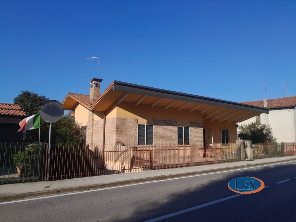 Villa a Montegalda in Via Giuseppe Roi, 3 - Foto 5