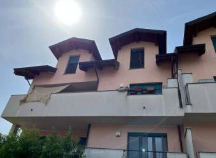 Appartamento a Bareggio in Via Isonzo, 30 - Foto 3