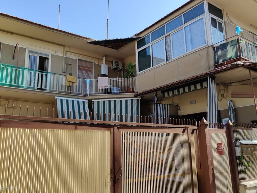 Appartamento a Giugliano in campania in Via Francesco Basile - Foto 5