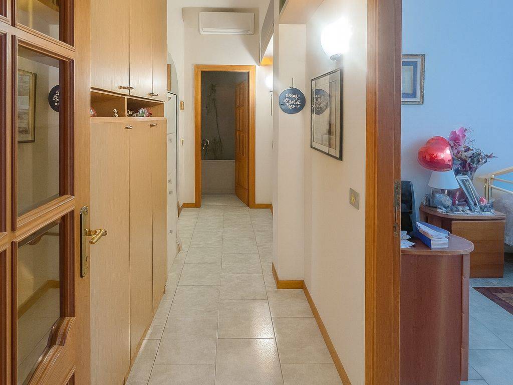 Appartamento a Bologna in Via Riva di Reno, 54 - Foto 4