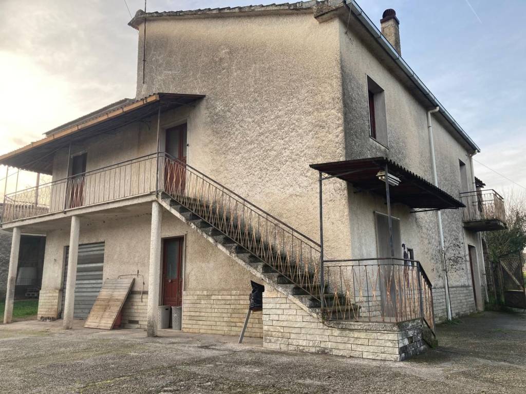 Casa indipendente a Piedimonte san germano in Castelluccio - Foto 5