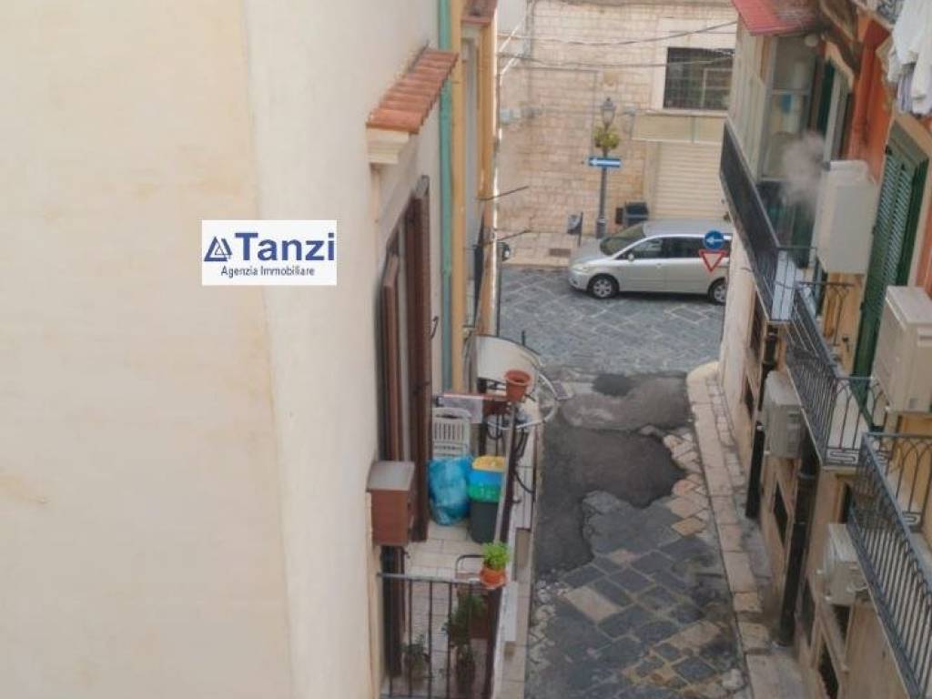 Appartamento a Barletta in Via Agostino Samuelli - Foto 2