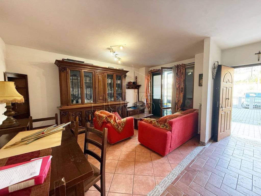 Appartamento a Castiglion fiorentino in Via Piave, 1 - Foto 2