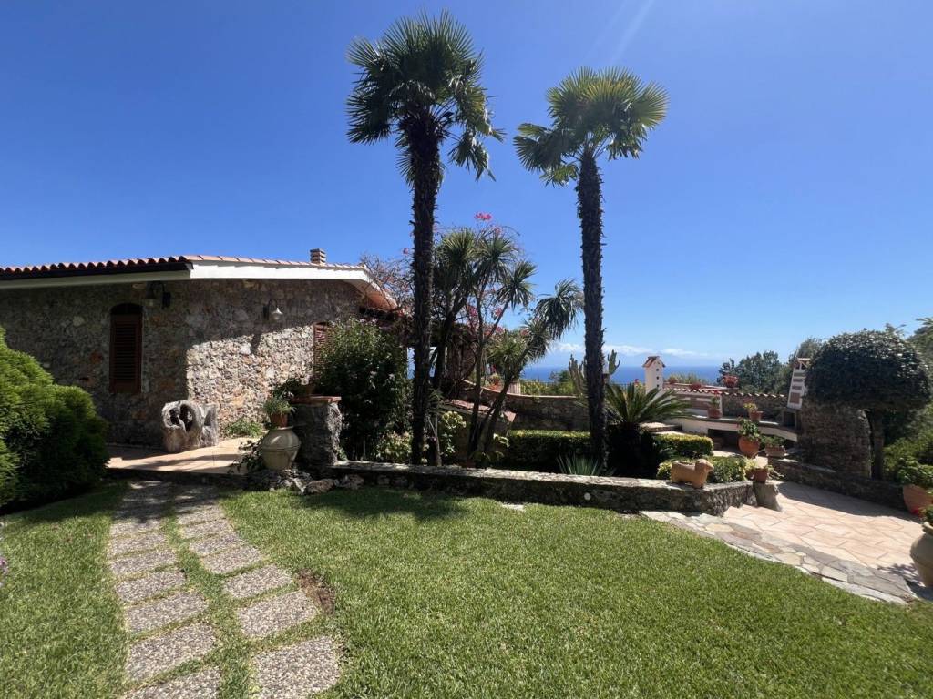 Villa a San giovanni a piro in Località Marcaneto - Foto 2