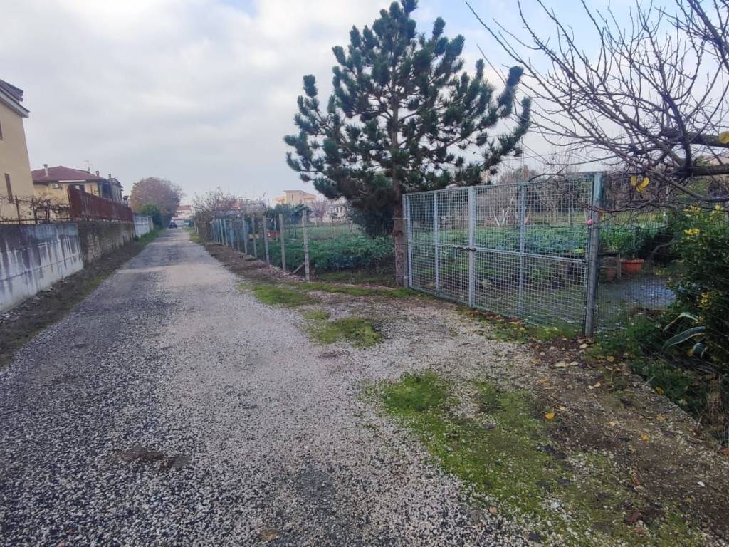 Terreno a Maddaloni in Via Cancello - Foto 3