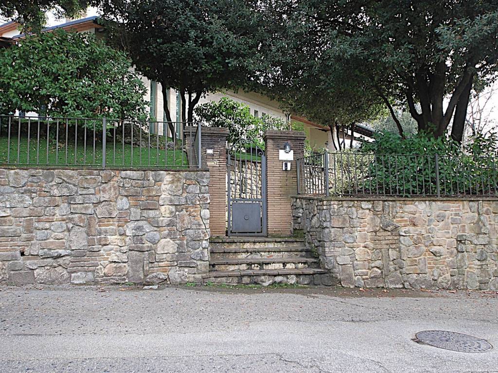 Villa a Nocera umbra in Via dei Pini - Foto 4