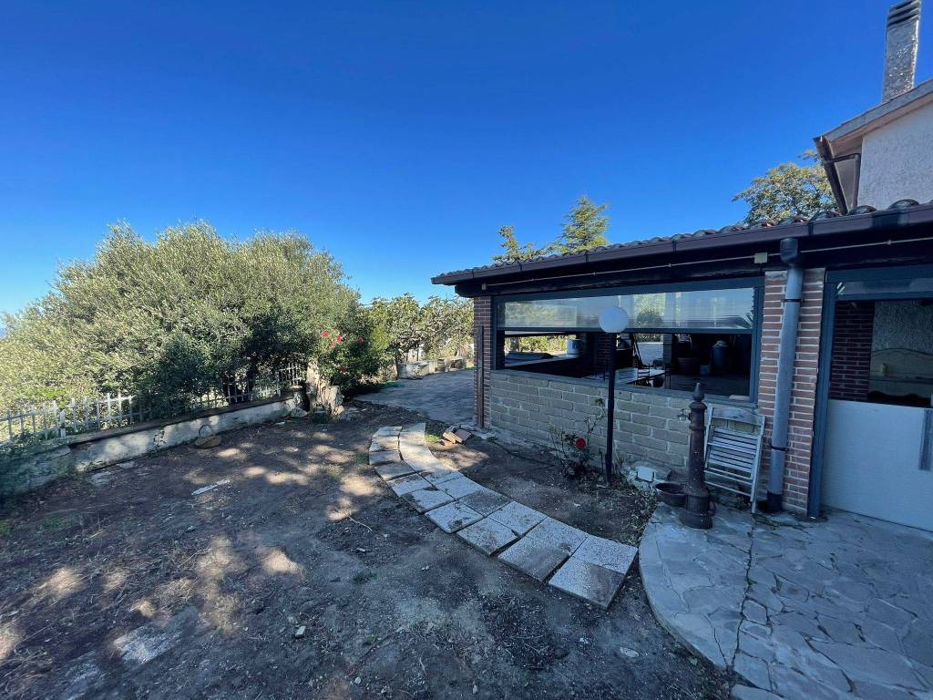 Villa a Allumiere in Via Antonio Trinetti, 5 - Foto 5