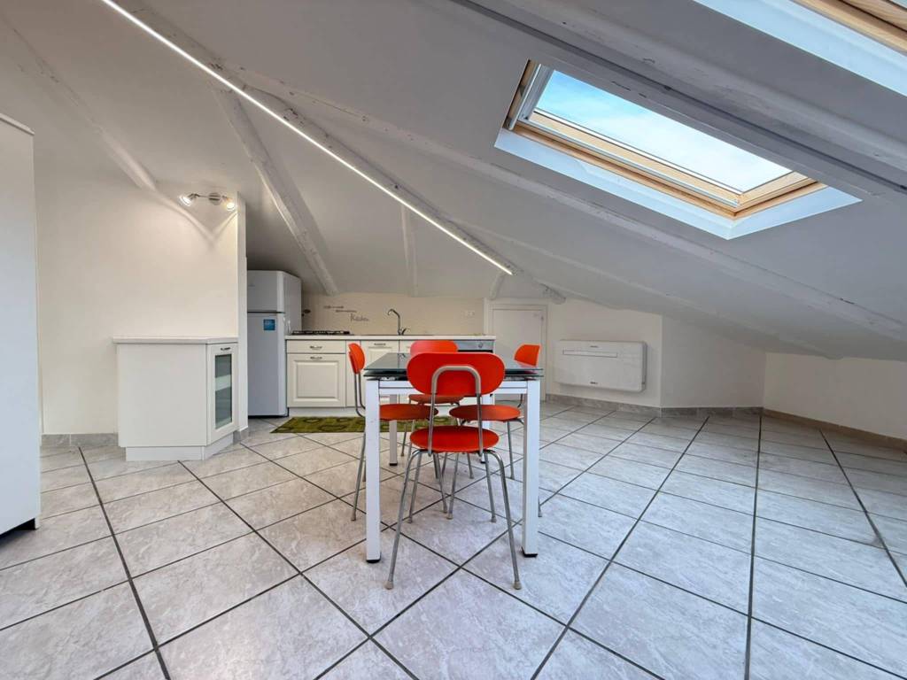 Attico / mansarda a Cava de' tirreni in Corso Giuseppe Mazzini, 236 - Foto 2