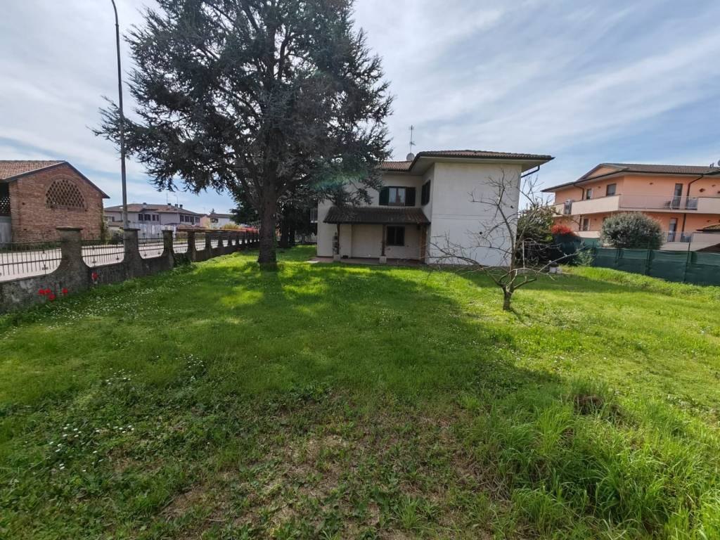 Villa a Corte palasio in Via Tito Fanfulla, 2 - Foto 3