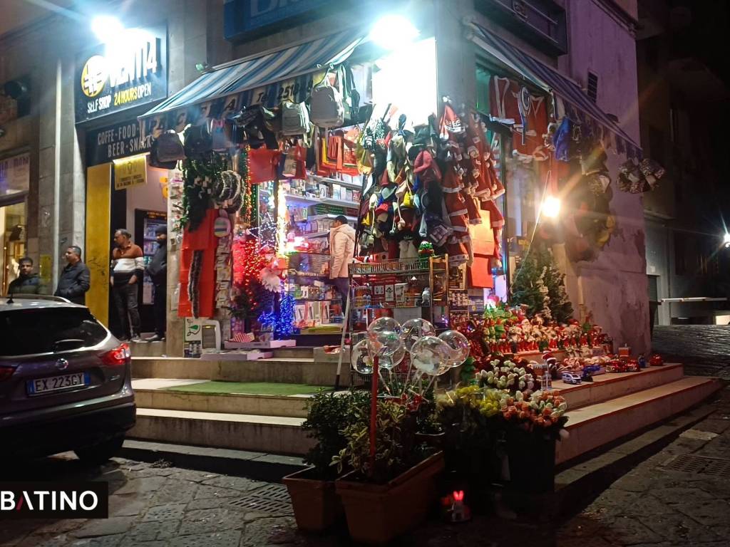 Immobile a Salerno in Piazza Sant'Agostino - Foto 3