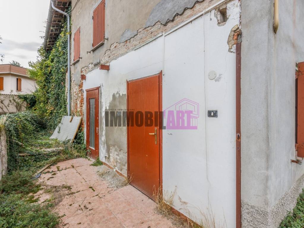 Villa a Bibbiano in Via G. B. Venturi, 45 - Foto 3