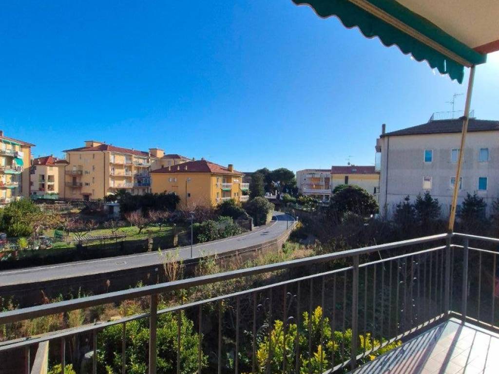 Appartamento a Pietra ligure in Via Pollupice - Foto 5