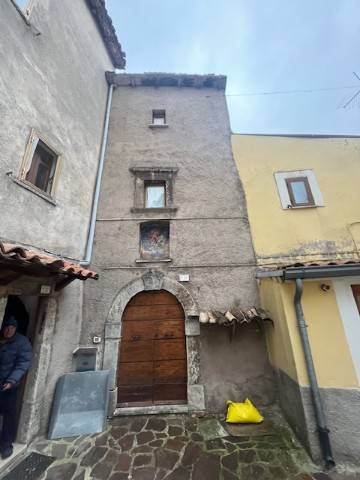 Casa indipendente a Ovindoli in Via Monumento dell'Alpino - Foto 3