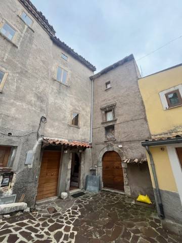 Casa indipendente a Ovindoli in Via Monumento dell'Alpino - Foto 4