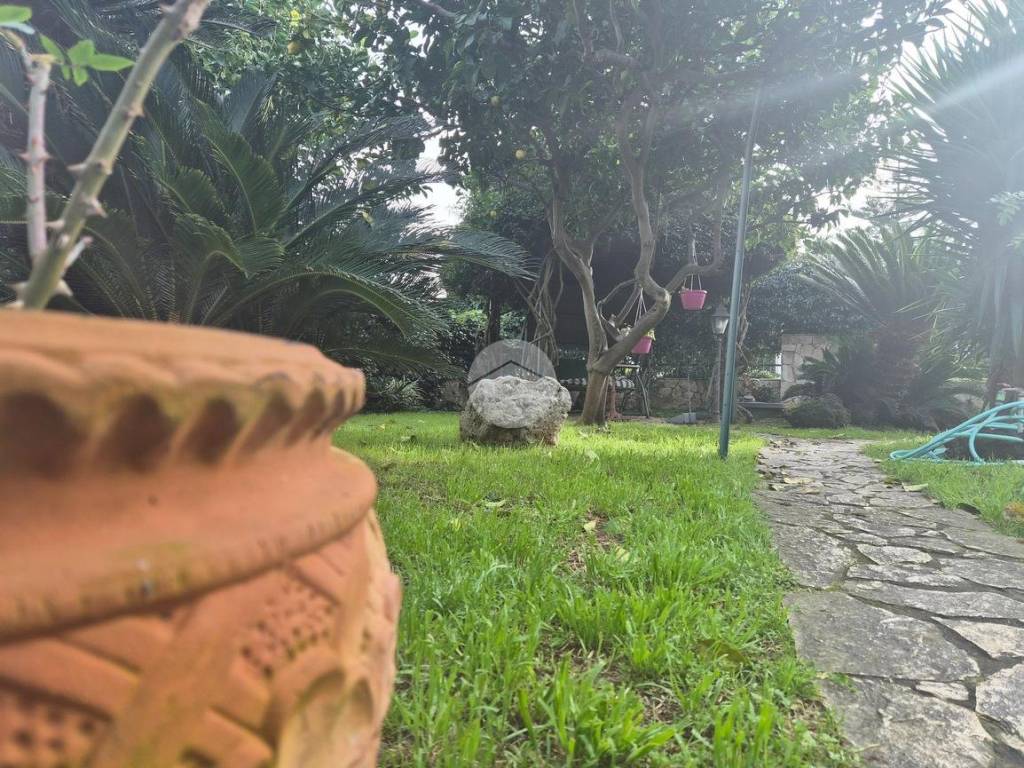 Villa a Giugliano in campania in Via Madonna del Pantano, 170 - Foto 4