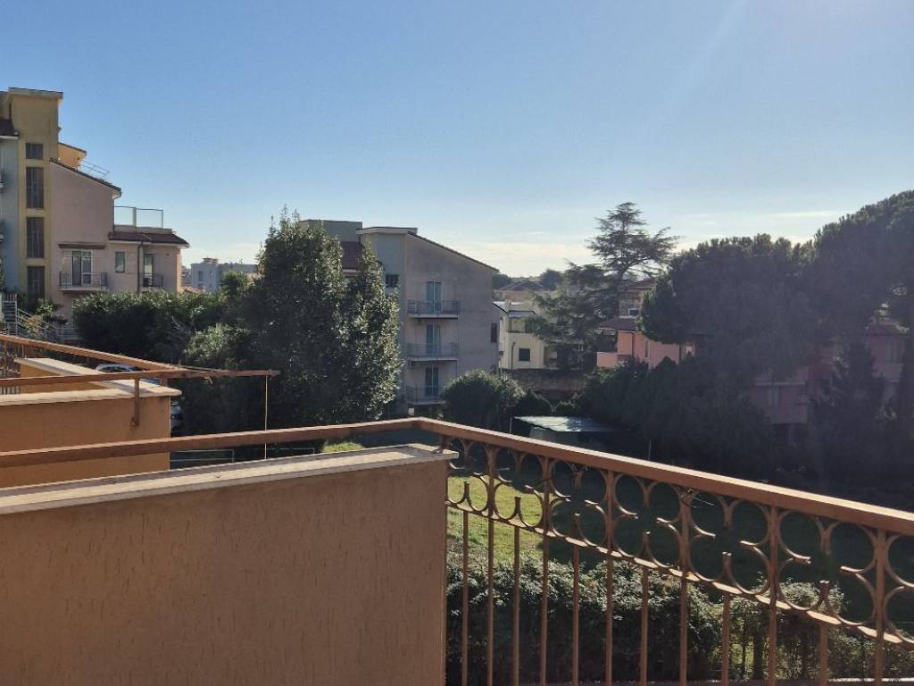 Appartamento a Pietra ligure in Via Domenico Morelli, 19 - Foto 5