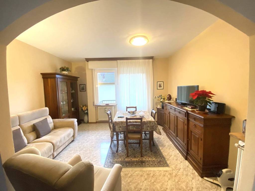 Appartamento a Alta valle intelvi in Via A. Volta, 59 - Foto 3