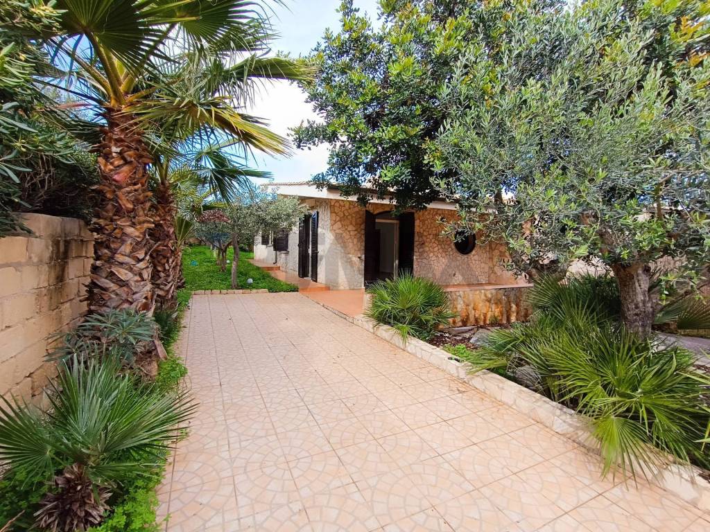 Villa a Noto in S. Lorenzo Strada V, 35 - Foto 2