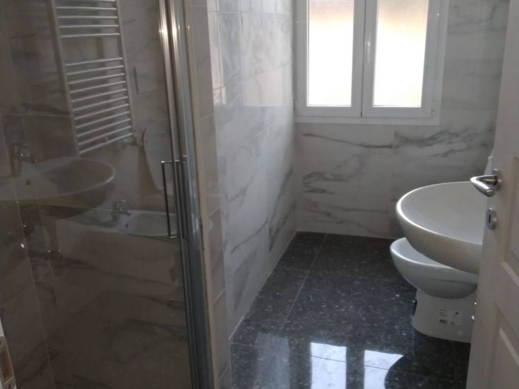 Appartamento a Modena in Viale Buon Pastore - Foto 4