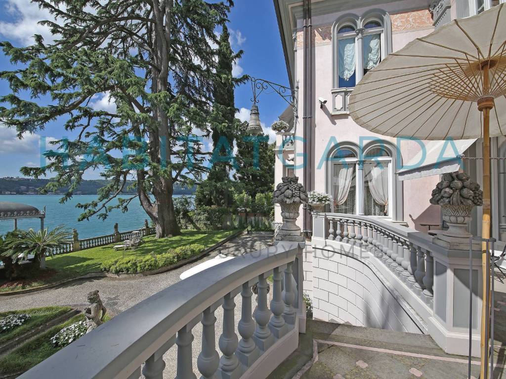 Villa a Salò in Via Cure del Lino, 121 - Foto 4