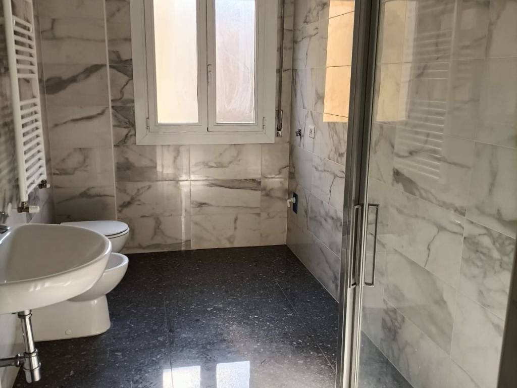 Appartamento a Modena in Viale Buon Pastore - Foto 5