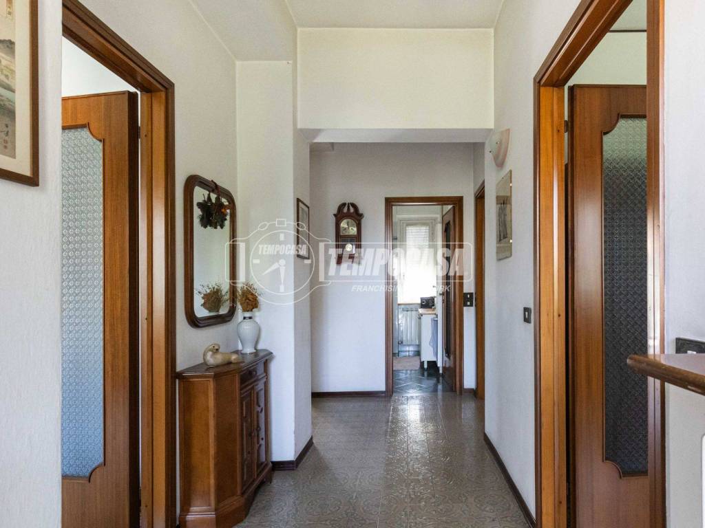 Villa a Oggiono in Via Giuseppe Verdi - Foto 2