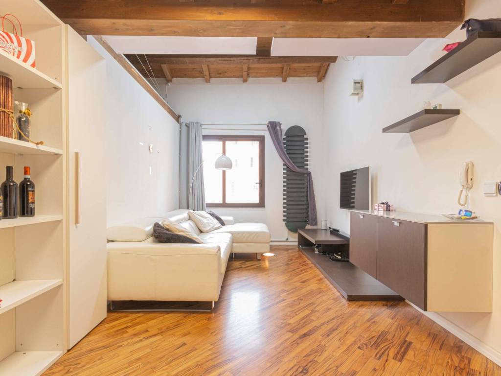 Appartamento a Cagliari in Viale Trieste, 6 - Foto 2