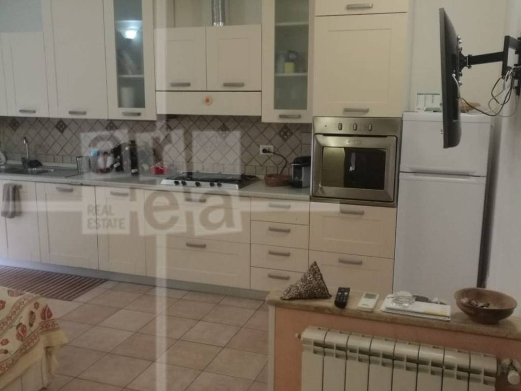 Appartamento a Terracina in Via Edmondo De Amicis, 14 - Foto 4