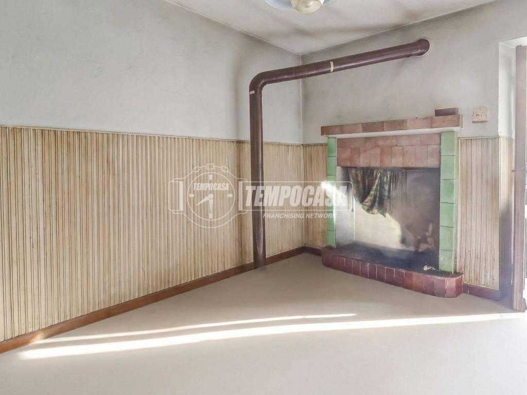 Casa indipendente a Comignago in Località Villa e Giannone - Foto 5