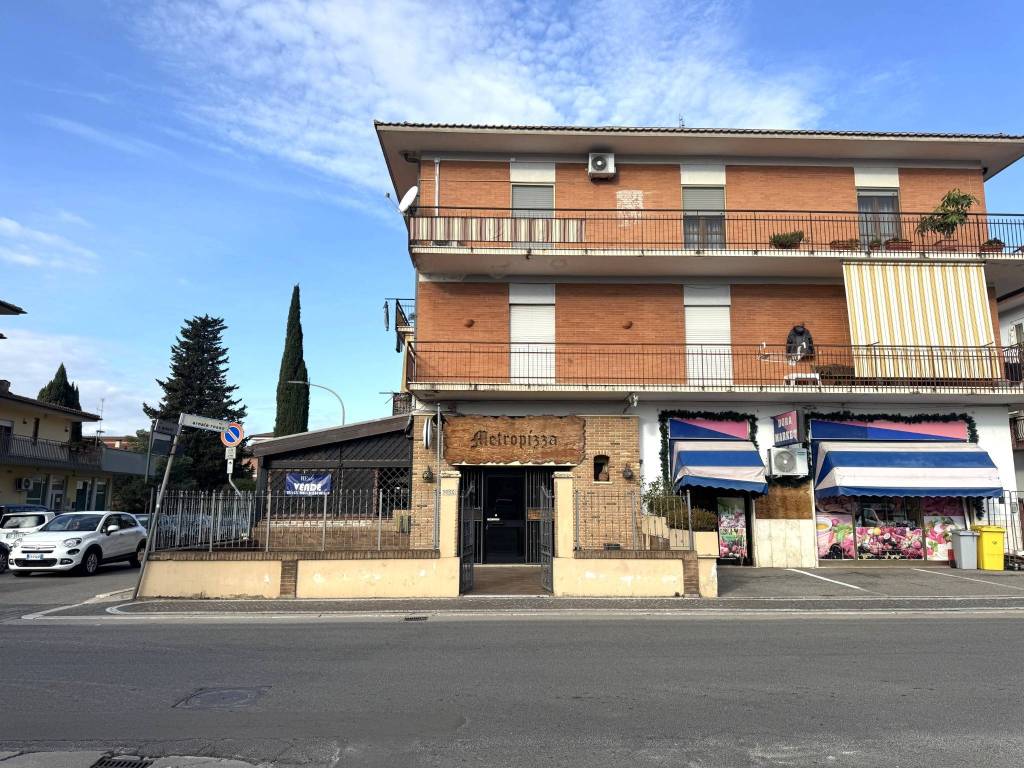 Immobile a Fondi in Via Arnale Rosso - Foto 2