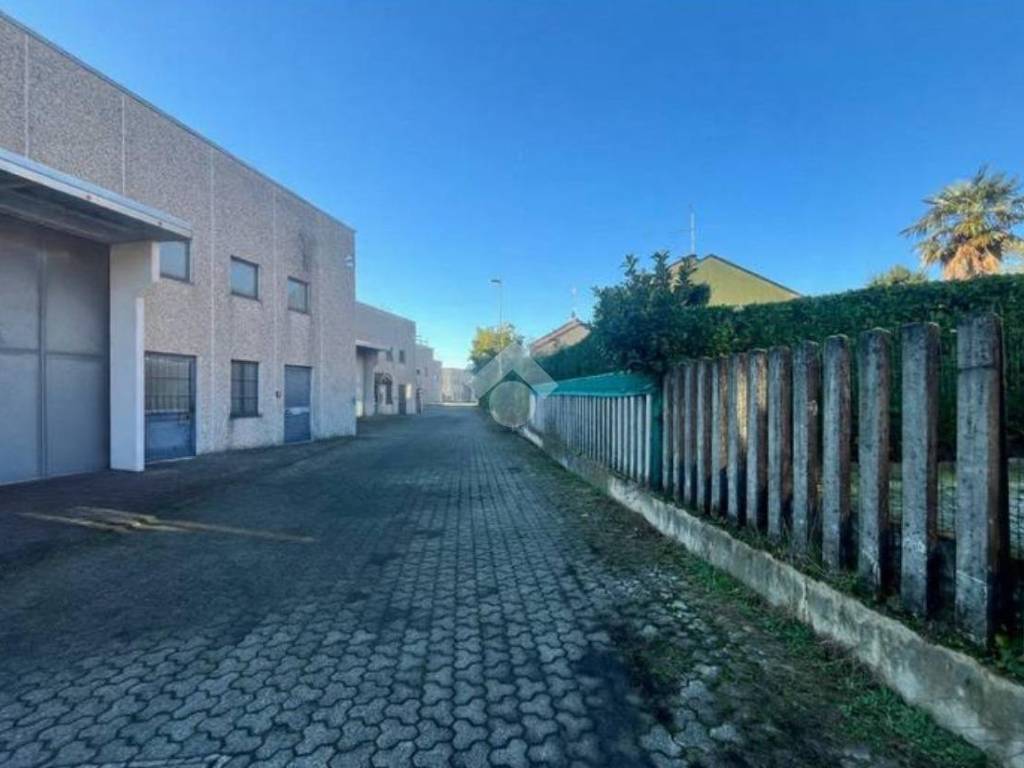 Immobile a Busto arsizio in Via Parco Alto Milanese, 1 - Foto 3