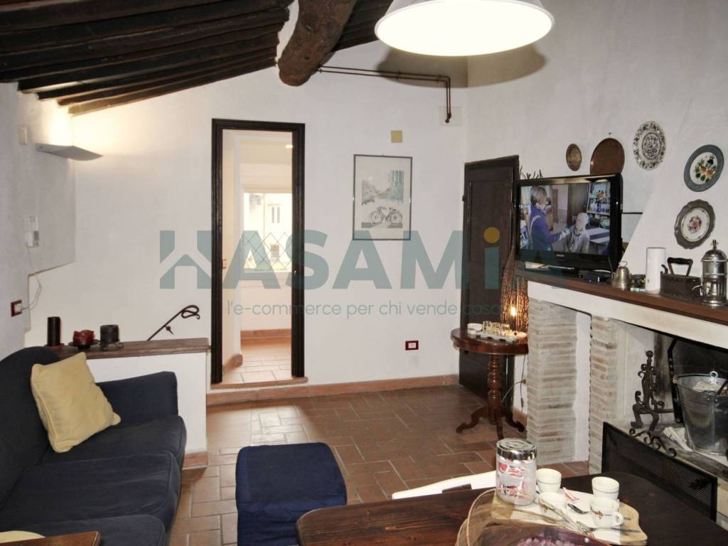 Appartamento a Scansano in Via Vannuccio Vannuccini - Foto 4