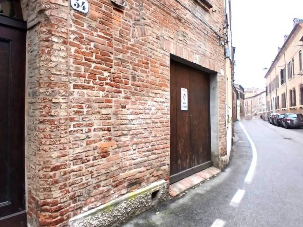 Palazzo / stabile a Ferrara in VIA BORGO DI SOTTO, 34 - Foto 4