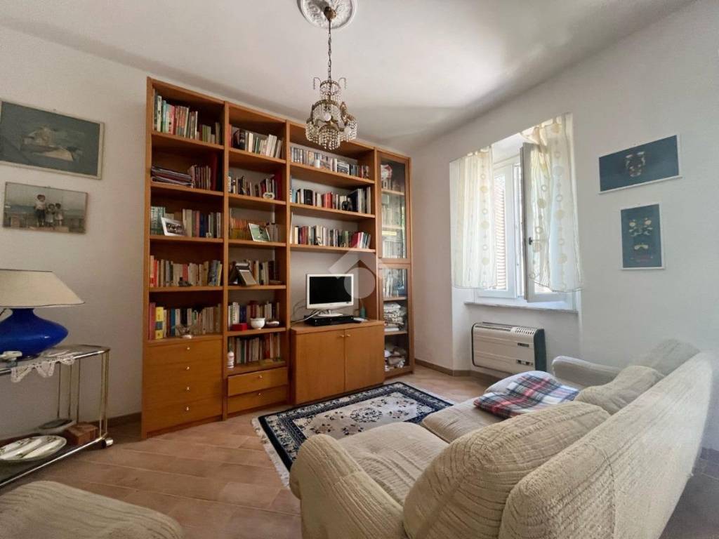 Casa indipendente a Amelia in Via Salisciano, 36 - Foto 3