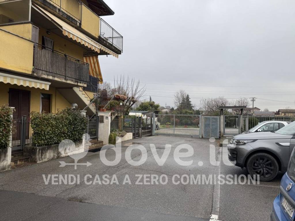Appartamento a Brembate in Via Francesco Cucchi, 24 - Foto 4