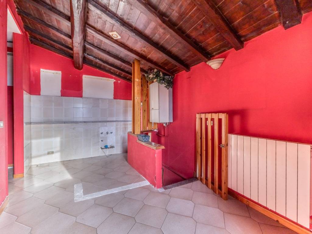 Appartamento a Olevano romano in Via Montorio 8 - Foto 4