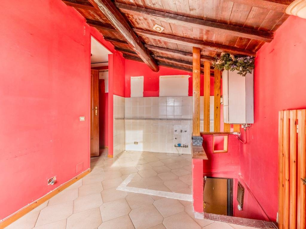 Appartamento a Olevano romano in Via Montorio 8 - Foto 5