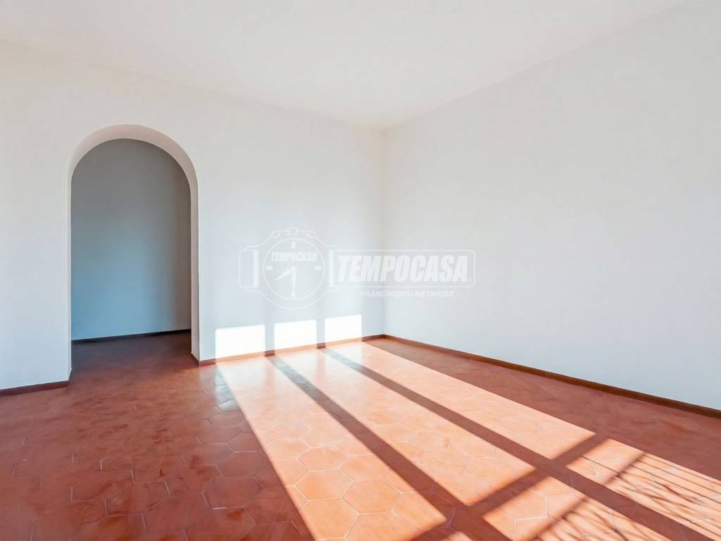Appartamento a Borgomanero in Via Gerolamo Torelli - Foto 3