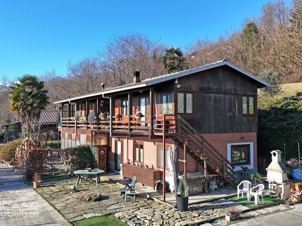 Villa a Bricherasio in Strada Cesani Granero - Foto 2