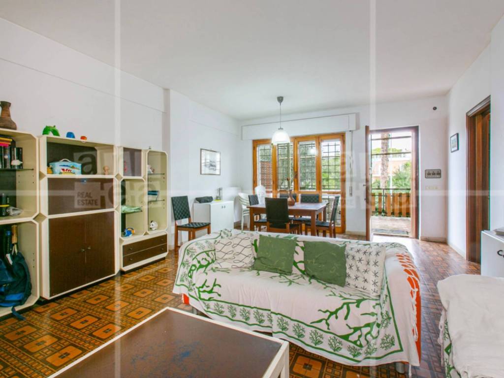 Villa a Santa marinella in Via Cneo Domizio - Foto 3