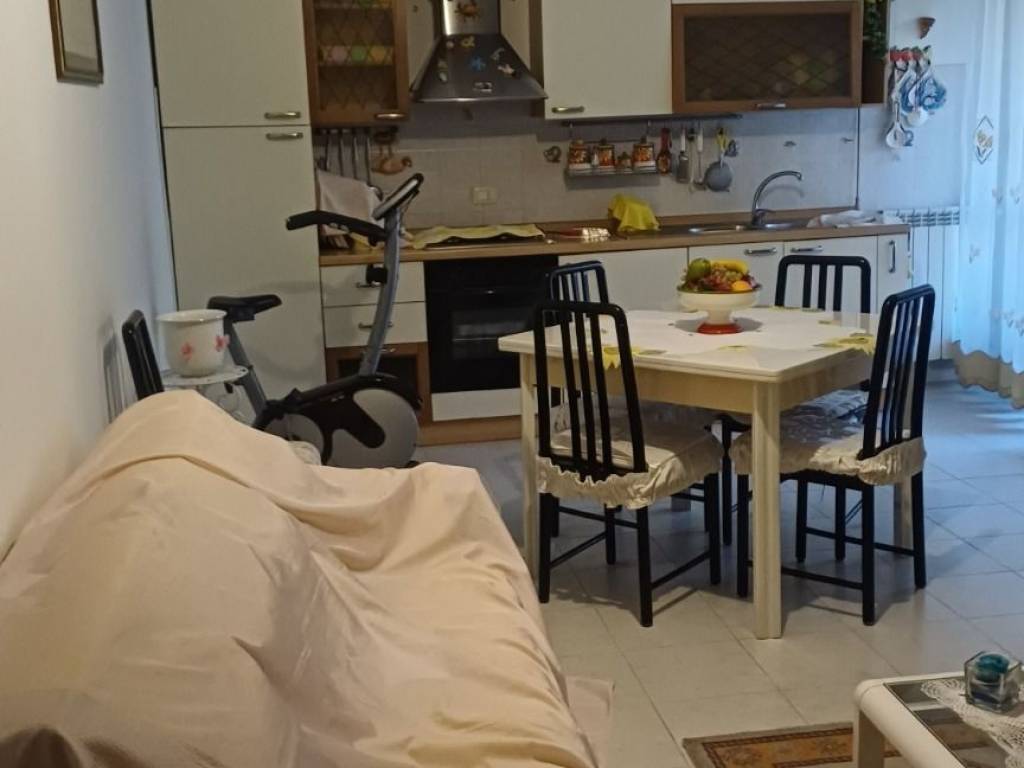 Appartamento a Latina in Via Francesco Cilea - Foto 4